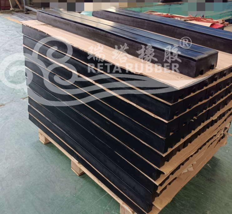 客戶訂購安標(biāo)阻燃緩沖條發(fā)貨